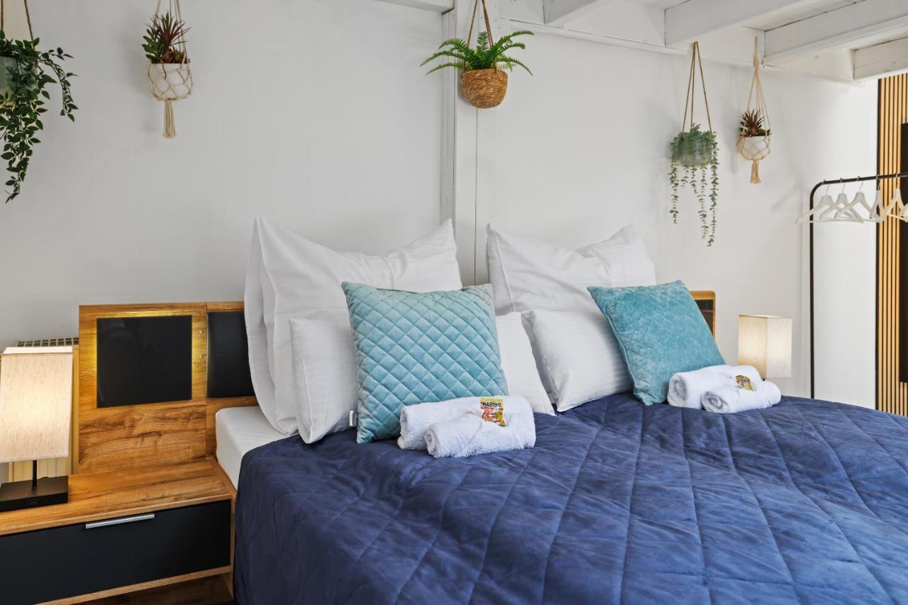 Apart21 - Blue - Maisonette - Netflix - Parking - Near Audi Инголщат Екстериор снимка