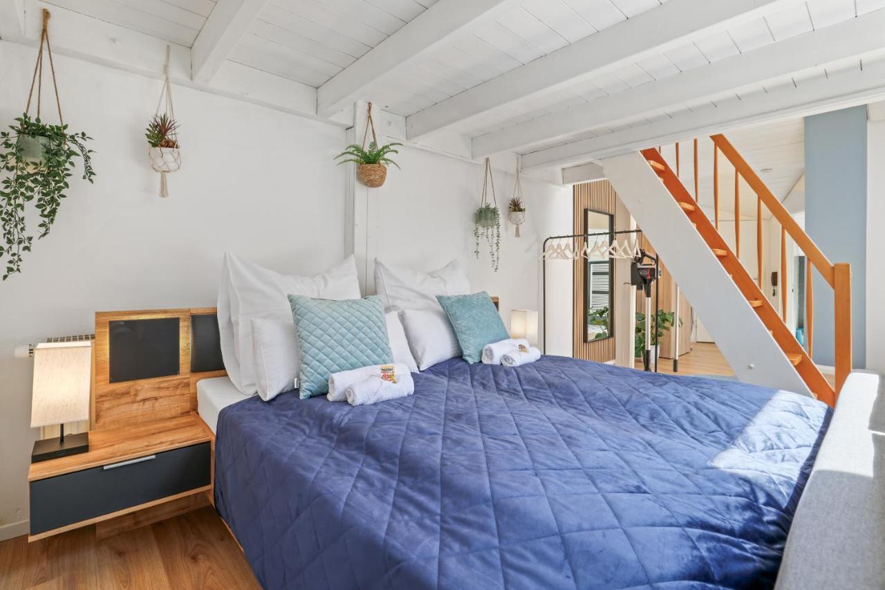 Apart21 - Blue - Maisonette - Netflix - Parking - Near Audi Инголщат Екстериор снимка