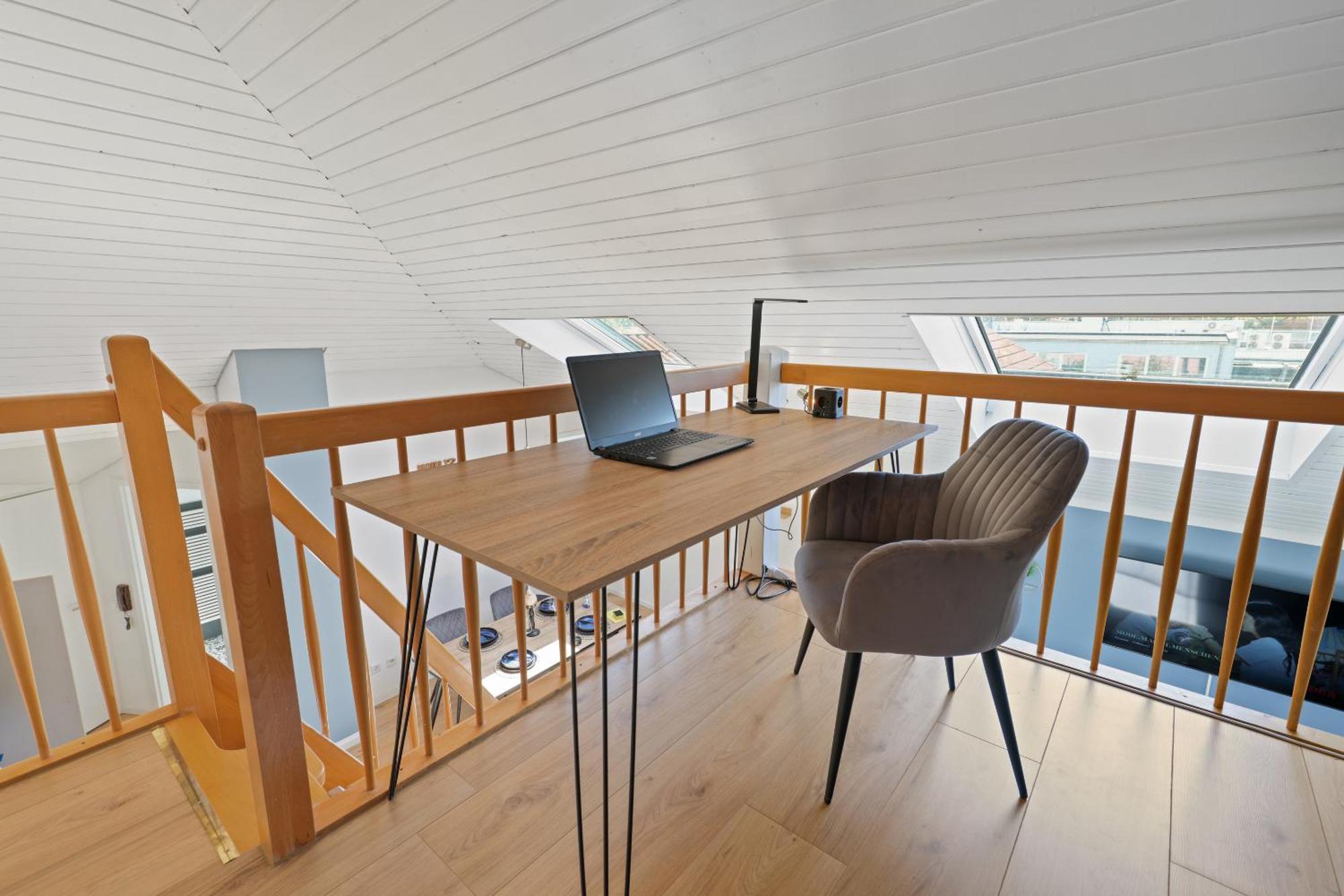 Apart21 - Blue - Maisonette - Netflix - Parking - Near Audi Инголщат Екстериор снимка